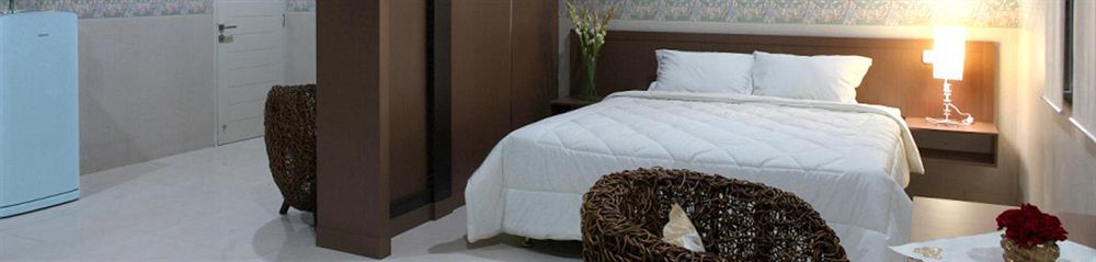 Hotel Roemah Moesi Medan Exterior foto