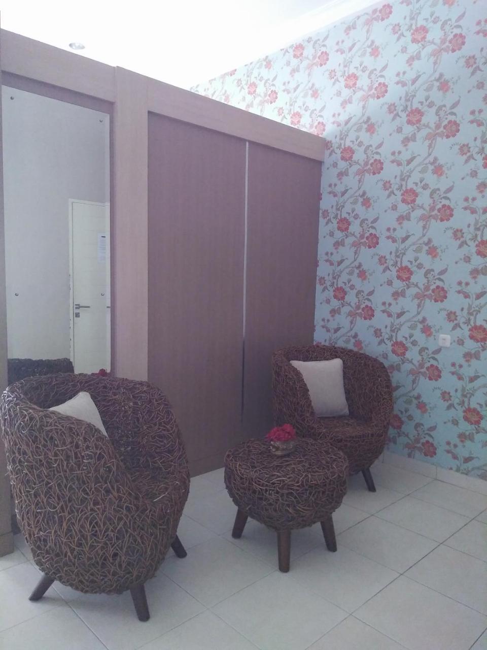Hotel Roemah Moesi Medan Exterior foto